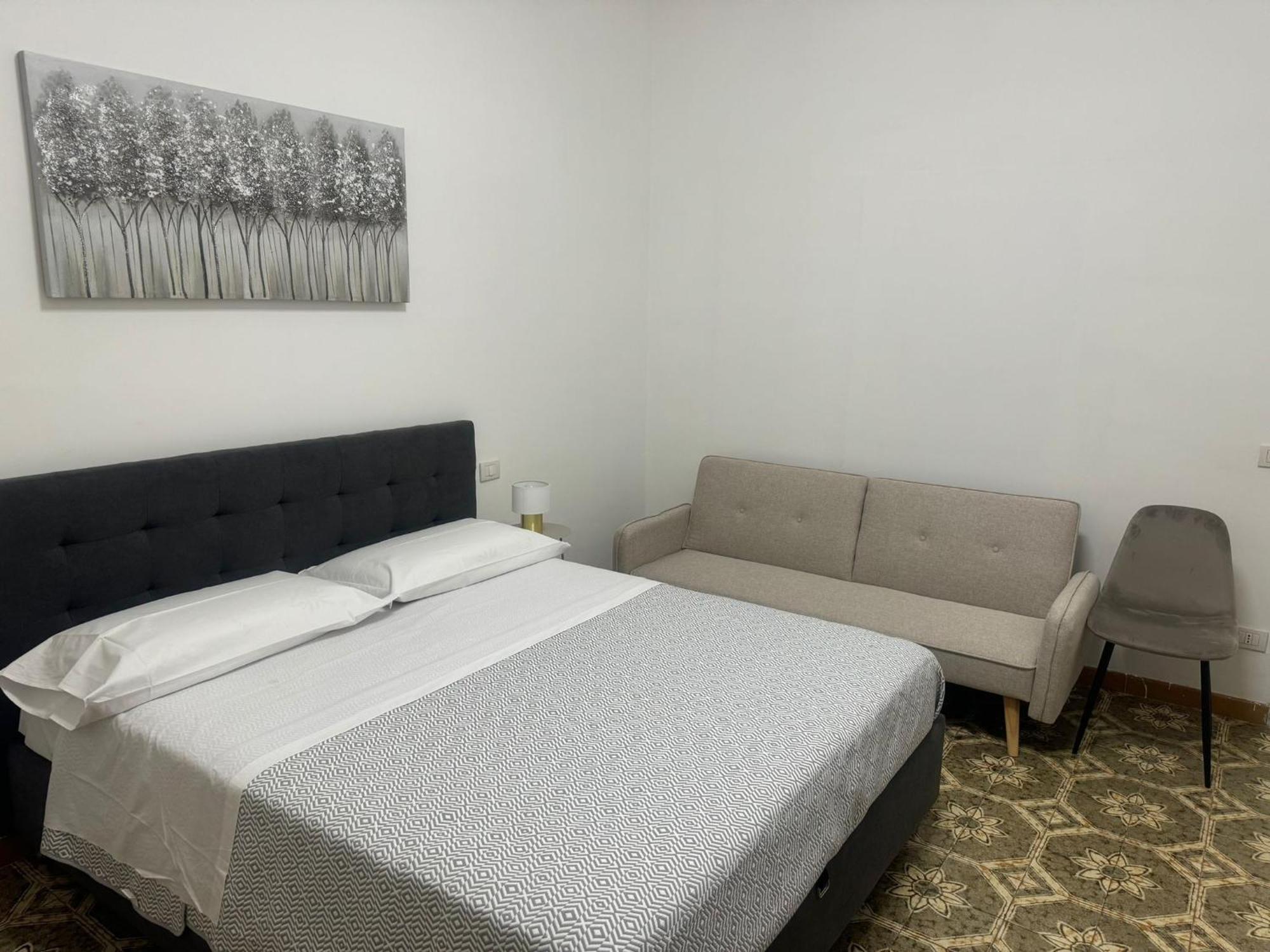 רומא Larisa Home Apartment מראה חיצוני תמונה