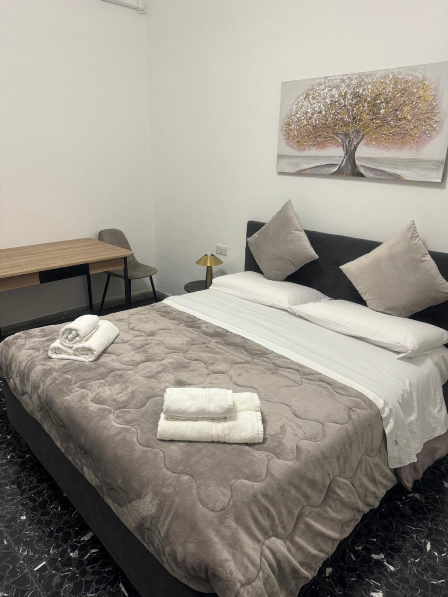 רומא Larisa Home Apartment מראה חיצוני תמונה