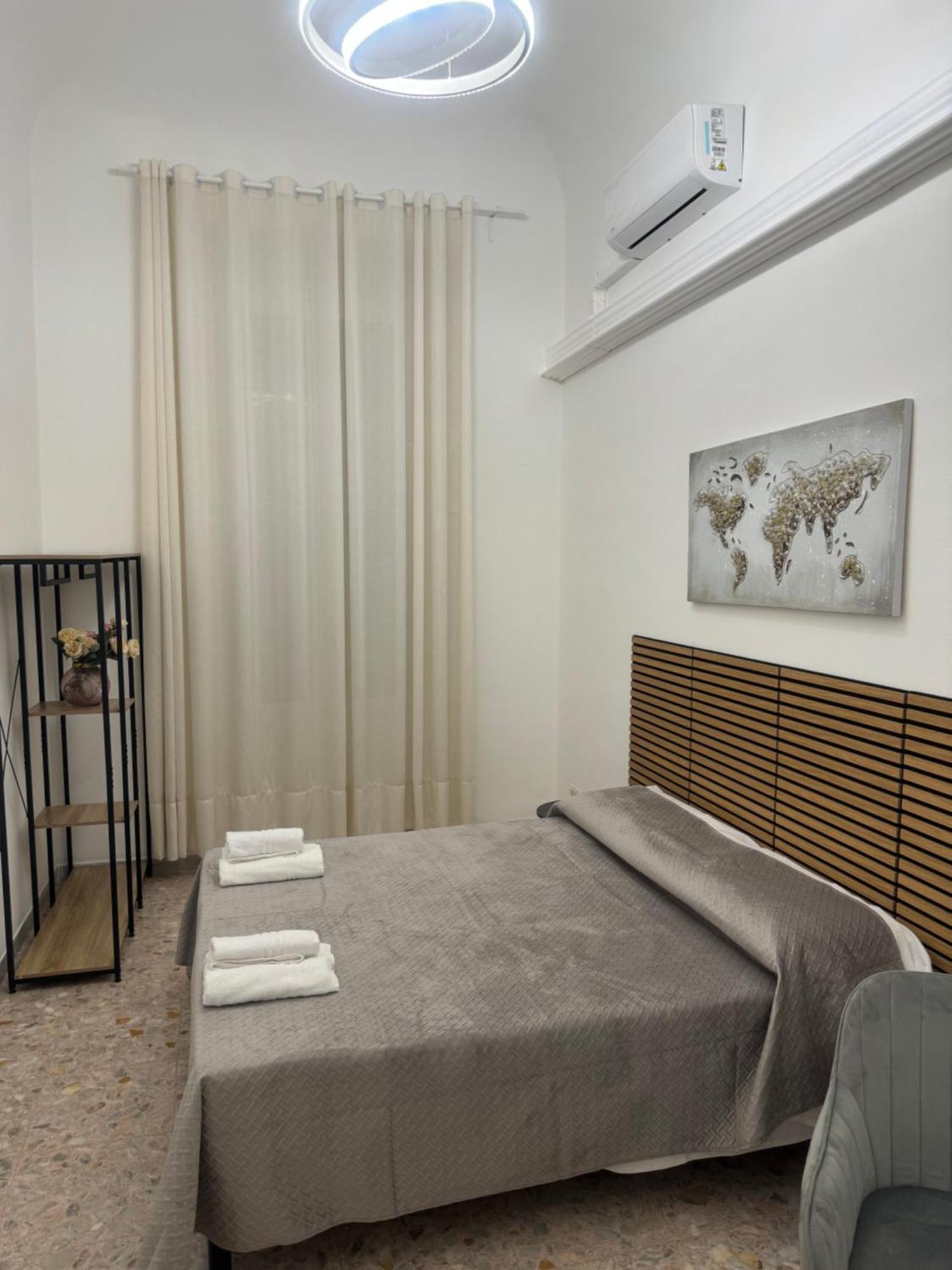 רומא Larisa Home Apartment מראה חיצוני תמונה