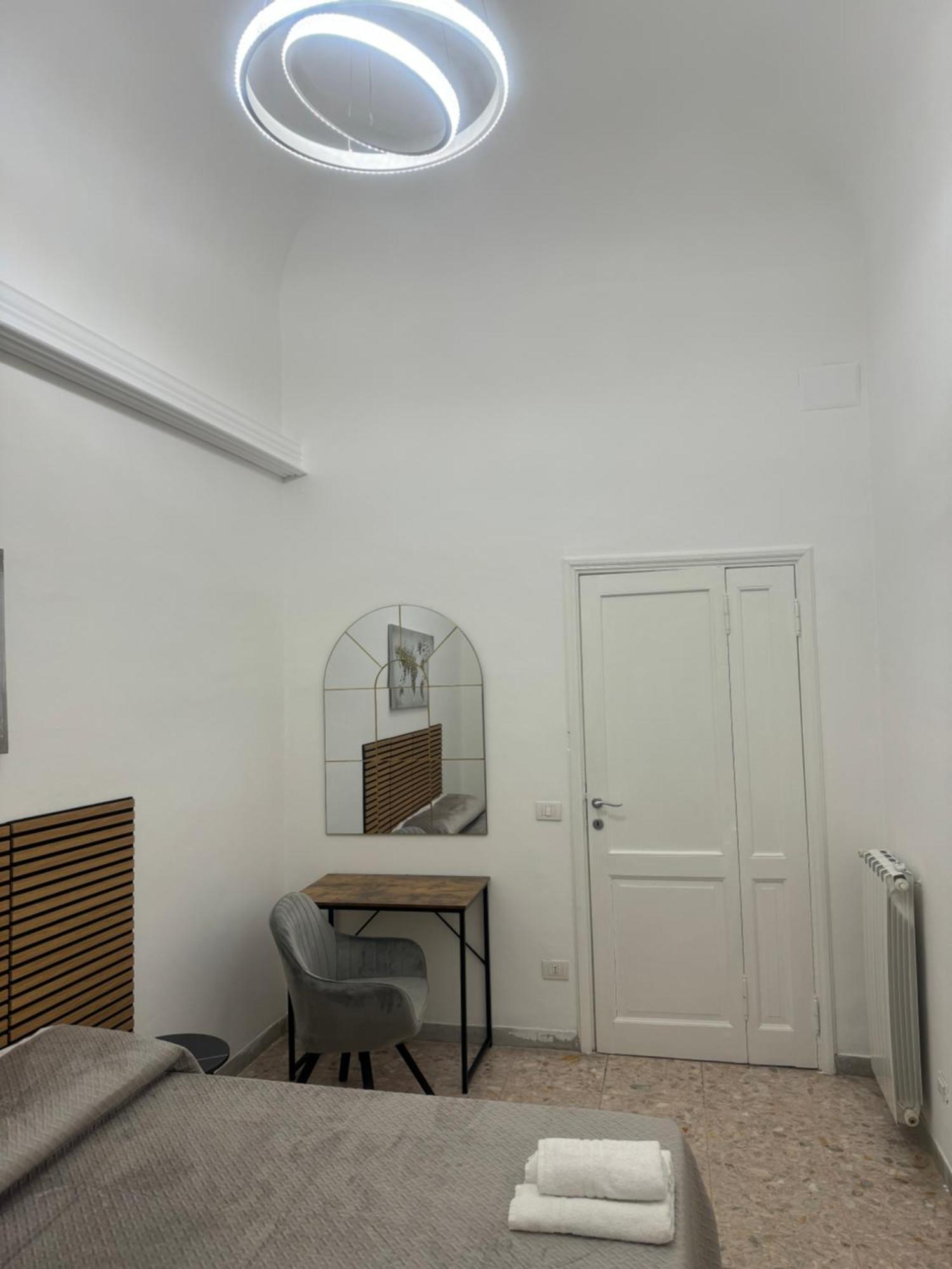 רומא Larisa Home Apartment מראה חיצוני תמונה